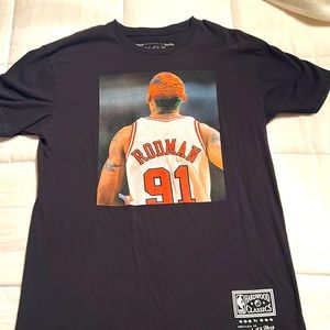 Dennis Rodman Mitchell & Ness classic tee.  Mens size medium.